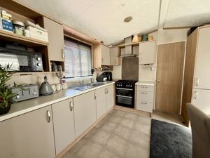 Photo 11- click for photo gallery